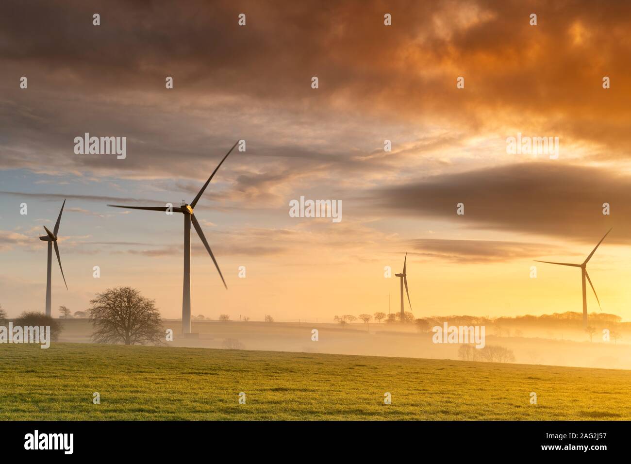 Devon and wind turbines hires stock photography and images Alamy