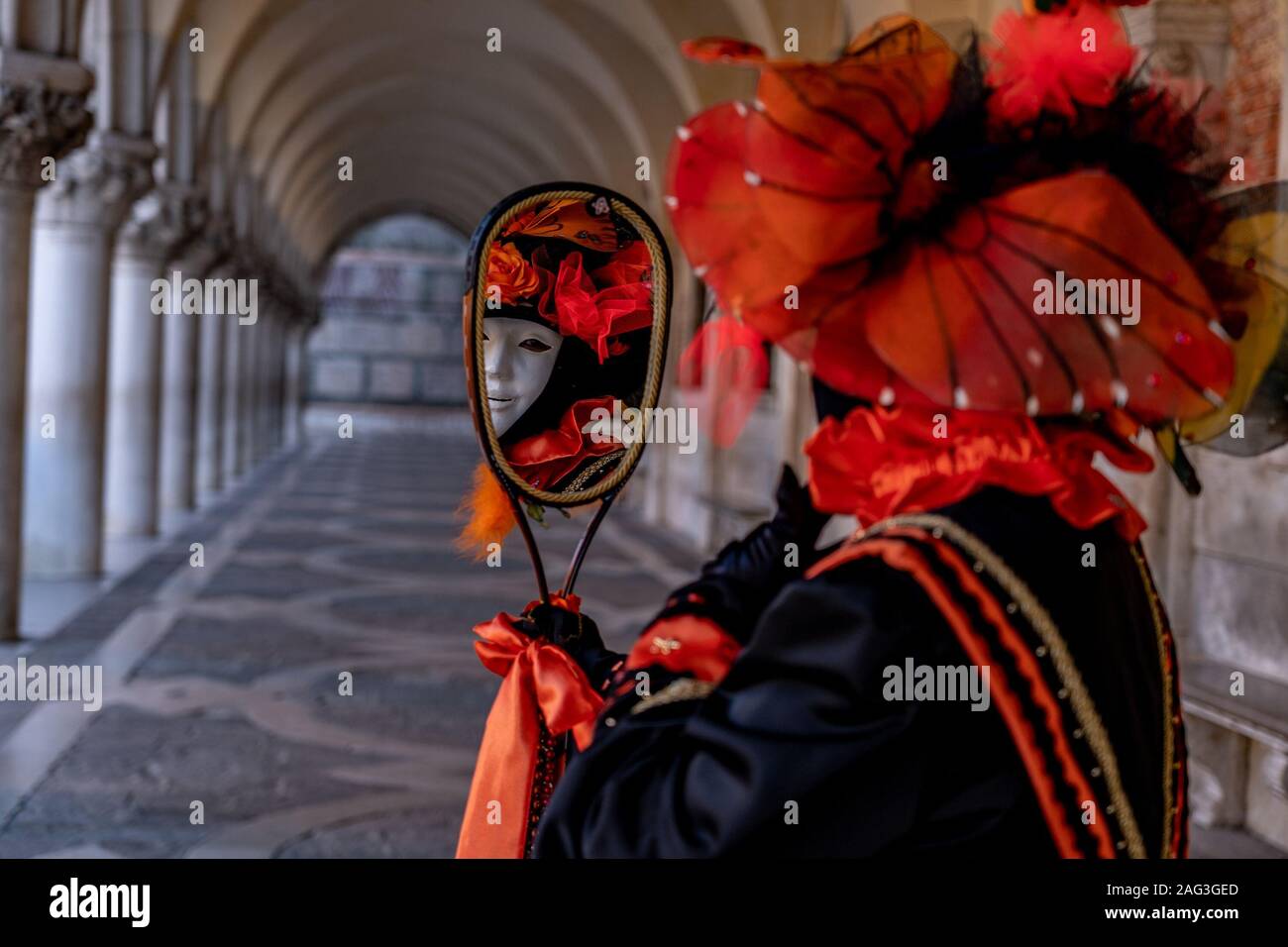 Funny dance person wearing costume hi-res stock photography and images ...