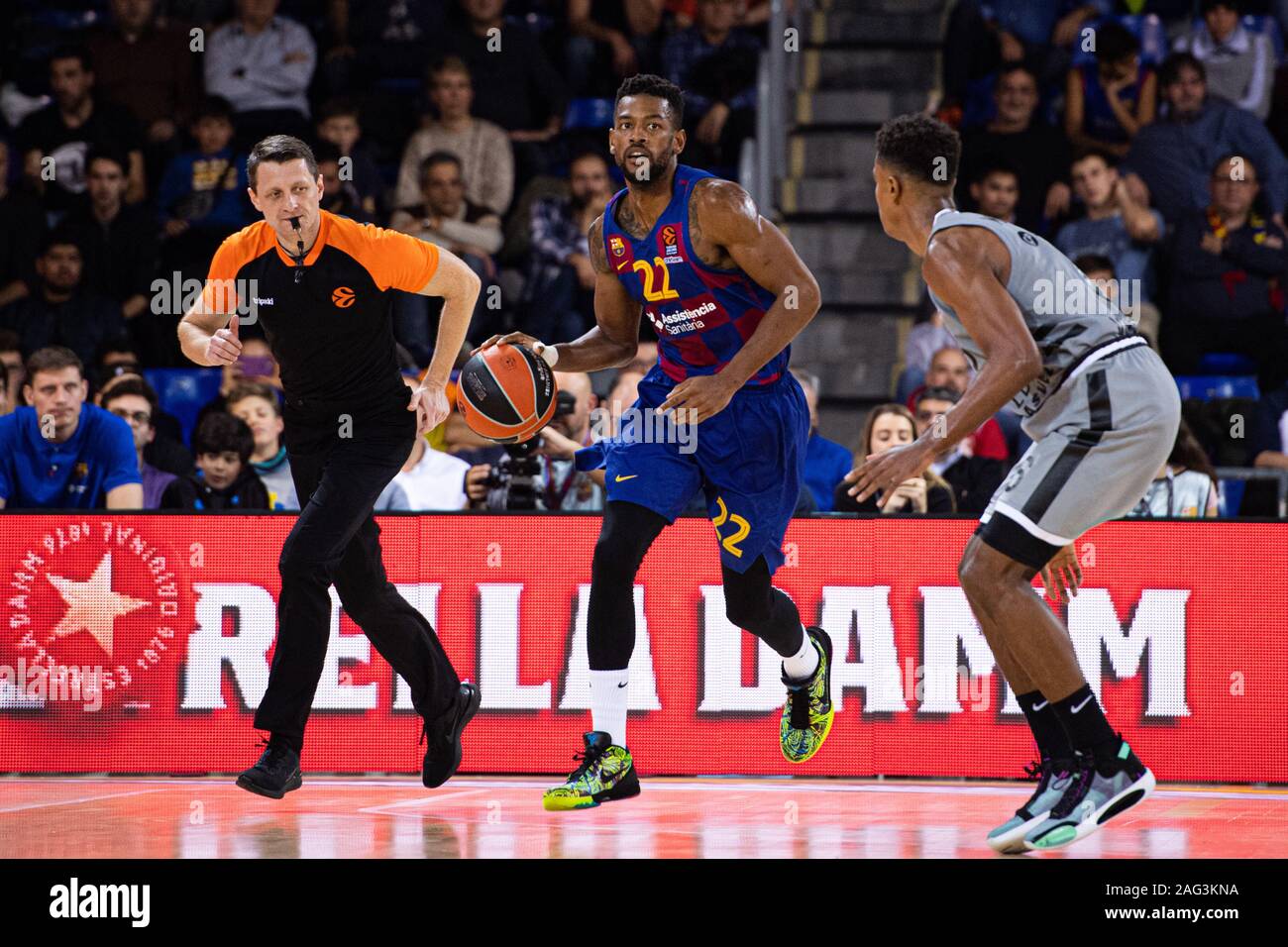 22 Cory Higgins of Barcelona, runs with the ball during the Euroleague  Basketball match between Barcelona and ASVEL at the Camp Nou Stadium,  Barcelona, Spain, on December 17th, 2019. FLORENCIA TAN JUN/ESPA