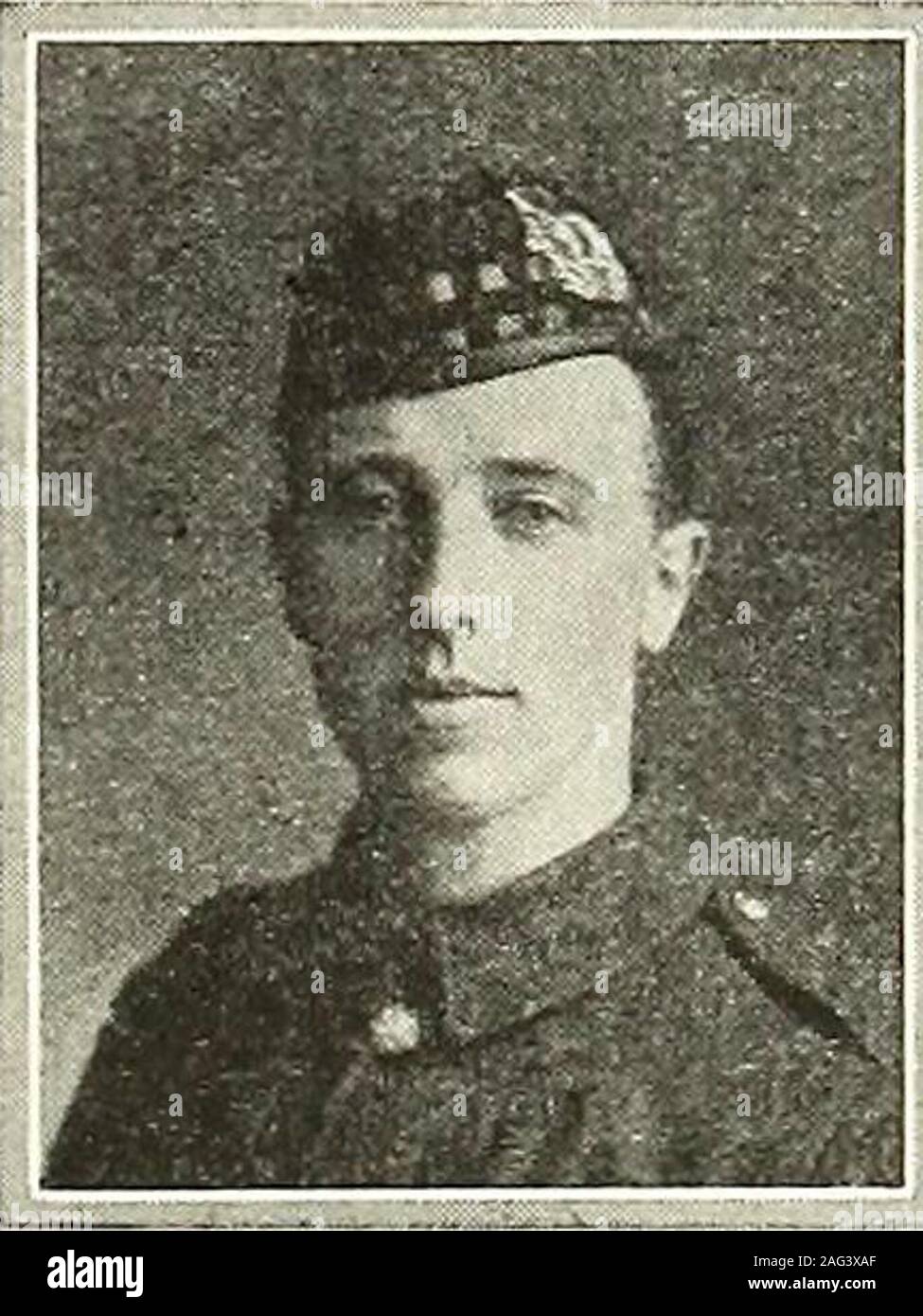 . Roll of service in the Great War, 1914-1919. ly wounded by a handgrenade. FALCONER, ROBERT: Sergeant-Major,4th Battalion Gordon Highlanders ; son of James G. Fal-coner, commissionagent; born Aberdeen,8 December 1890 ;was educated at theGrammar School andat Gordons College.On leaving school heentered the firm ofMessrs. Stephen &Smith, advocates,Aberdeen, to whom hewas later apprenticedas a law clerk. During his apprenticeship he studied Law at AberdeenUniversity, 1912-15. He joined the 4th Battalion Gordon High-landers (T.F.) as a Private in 1911, and took agreat interest in the Territorials. Stock Photo