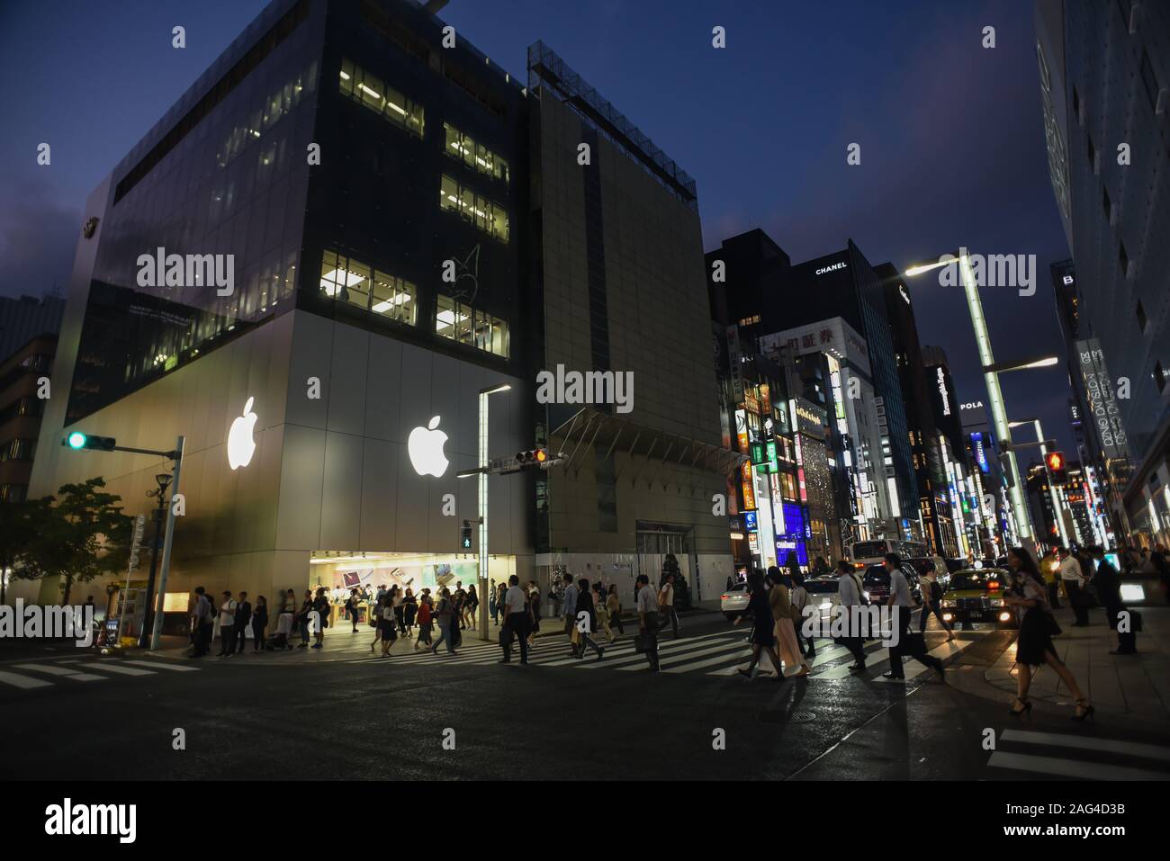 Apple Store, Ginza, Tokyo, This photo was used here: wayoho…