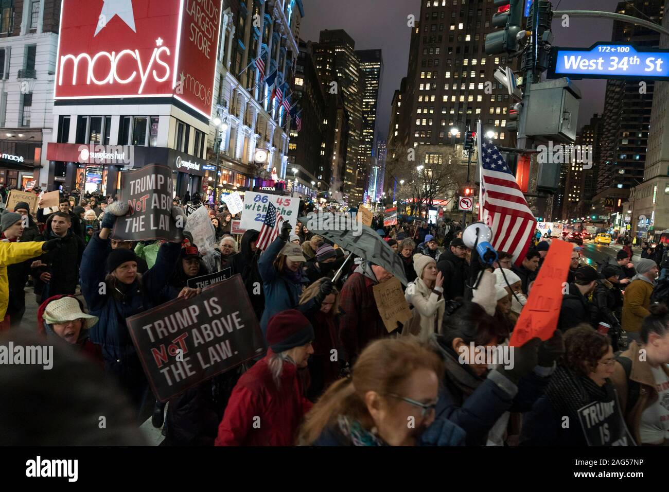 New York, NY - December 17, 2019: Few hundreds people rally in support ...