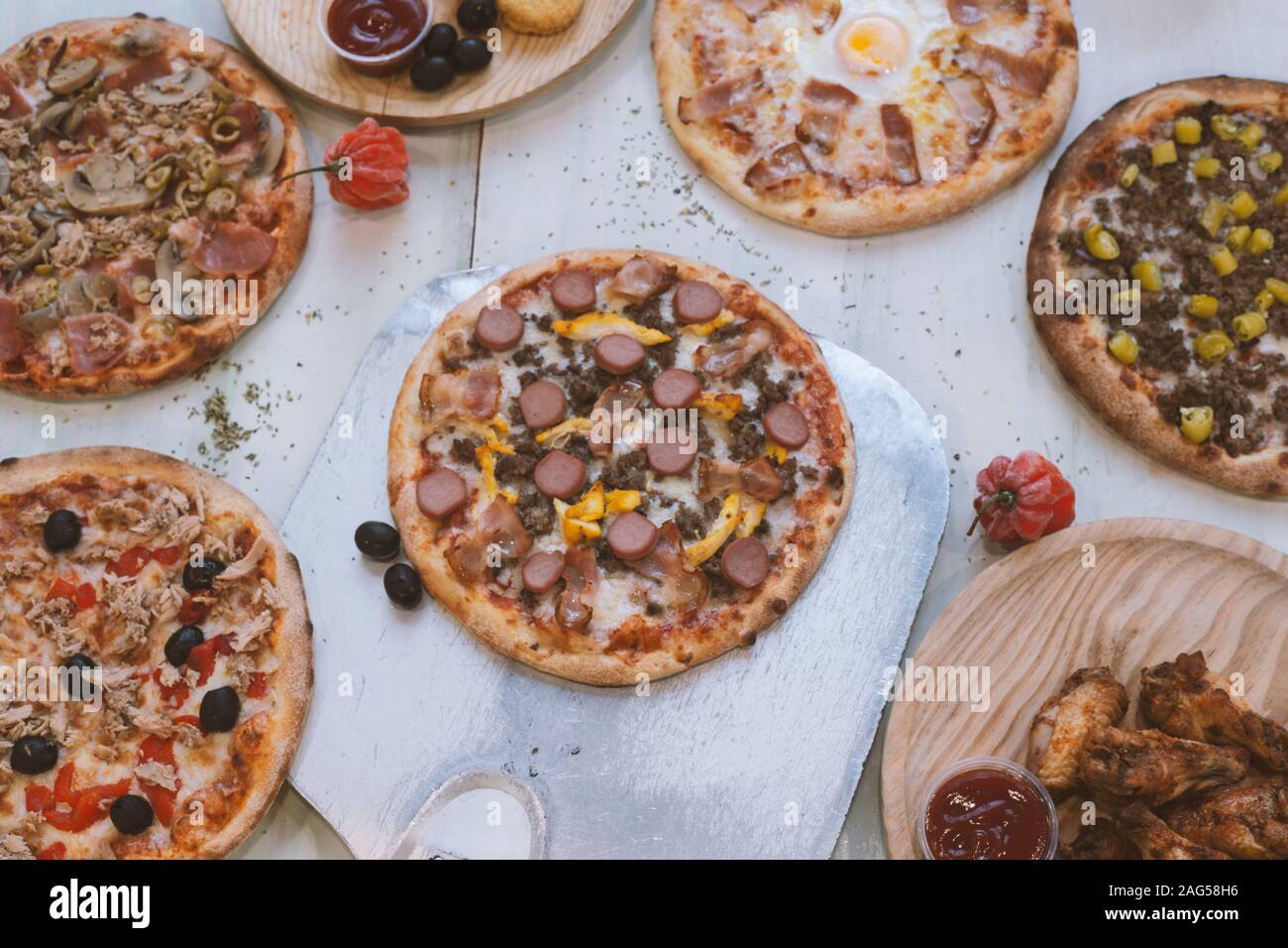 Pizza wings hires stock photography and images Alamy