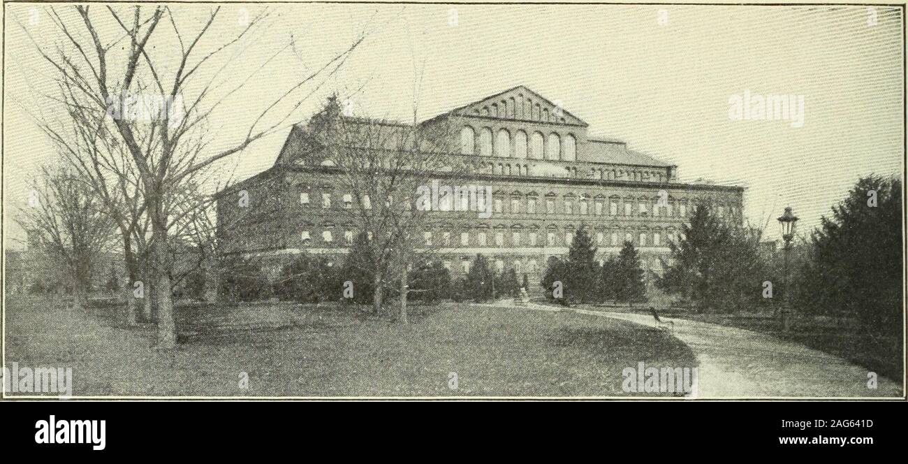 . Review of reviews and world's work. NEW NAVAL OBSKHV ATOUV. 678 THE AMERICAN MONTHLY REVIEW OF REVIEWS.. THE PENSION-OFFICE BUILDING, OPENED ON OCCASION OF CLEVELANDS FlltST INAUGURATION. for large ships to the sea, with opportunity fora navy yard, yet easily defensible against foreignnavies by virtue of a hundred miles or more ofwinding river between the federal district andthe sea. The situation was one both familiarand dear to the Father of his Country ; for thesouthernmost point of the district as originallylaid out was only about six miles in a direct linefrom Washingtons home in Mount Stock Photo