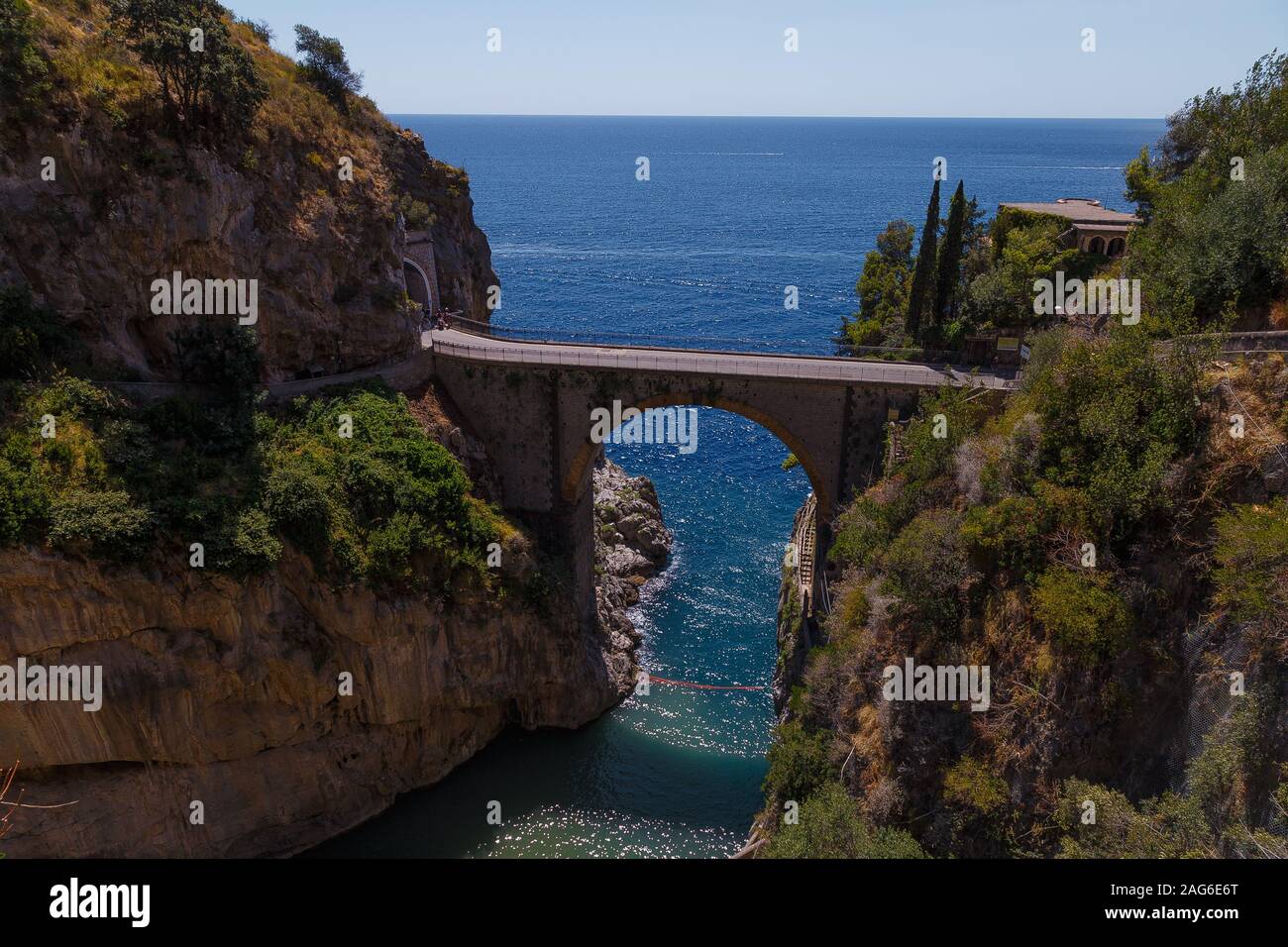 High angle shot sea arch hi-res stock photography and images - Alamy