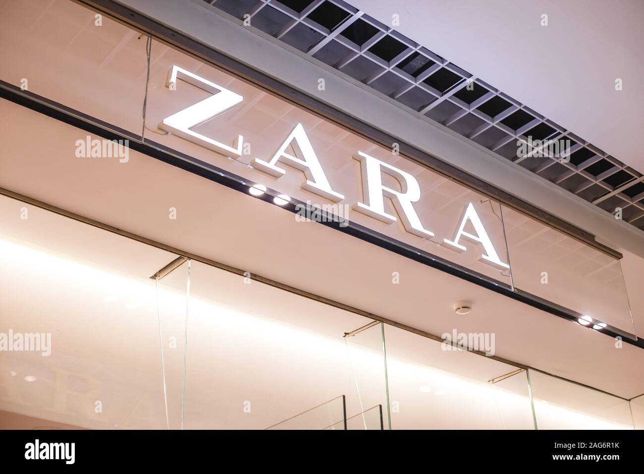 Minsk, Belarus - December 16, 2019 Zara shop logo in shopping center Stock  Photo - Alamy