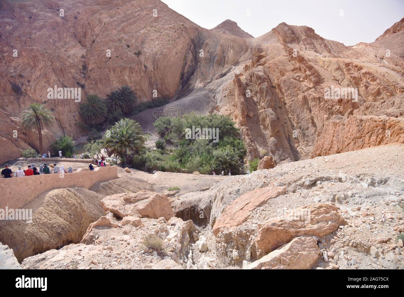 View mountain oasis chebika waterfall hi-res stock photography and ...