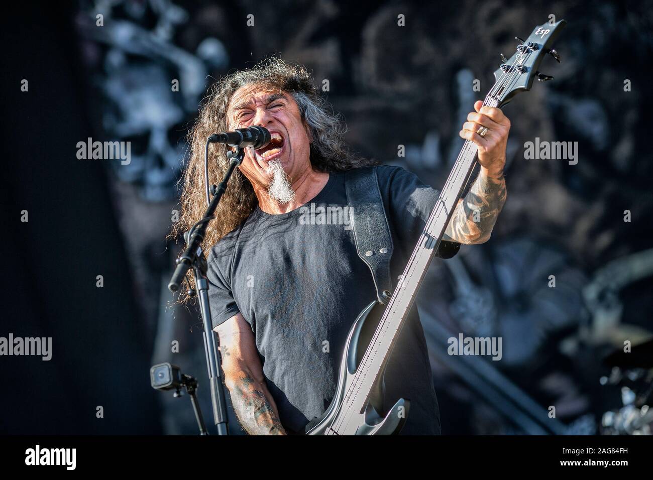 Oslo, Norway. 28th, June 2019. The American thrash metal band Slayer performs a live concert during the Norwegian music festival Tons of Rock 2019. Here vocalist and bass player Tom Araya is seen live on stage. (Photo credit: Gonzales Photo - Terje Dokken). Stock Photo