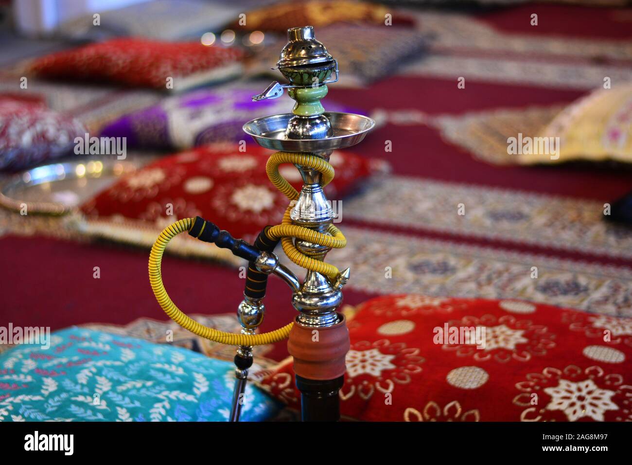 Hookah palestine hires stock photography and images Alamy