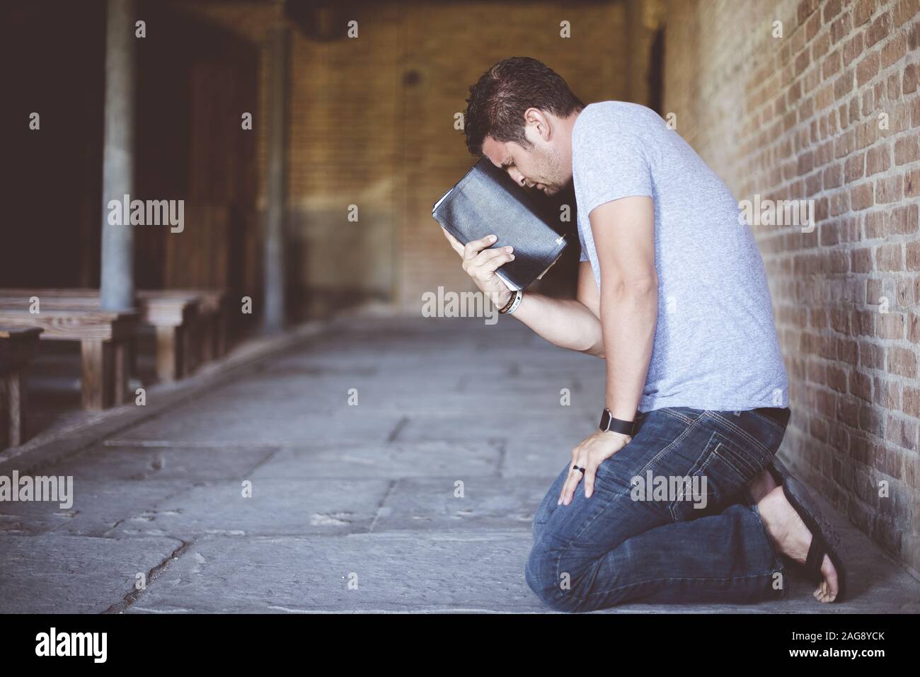 Arab man praying on white hi-res stock photography and images - Alamy