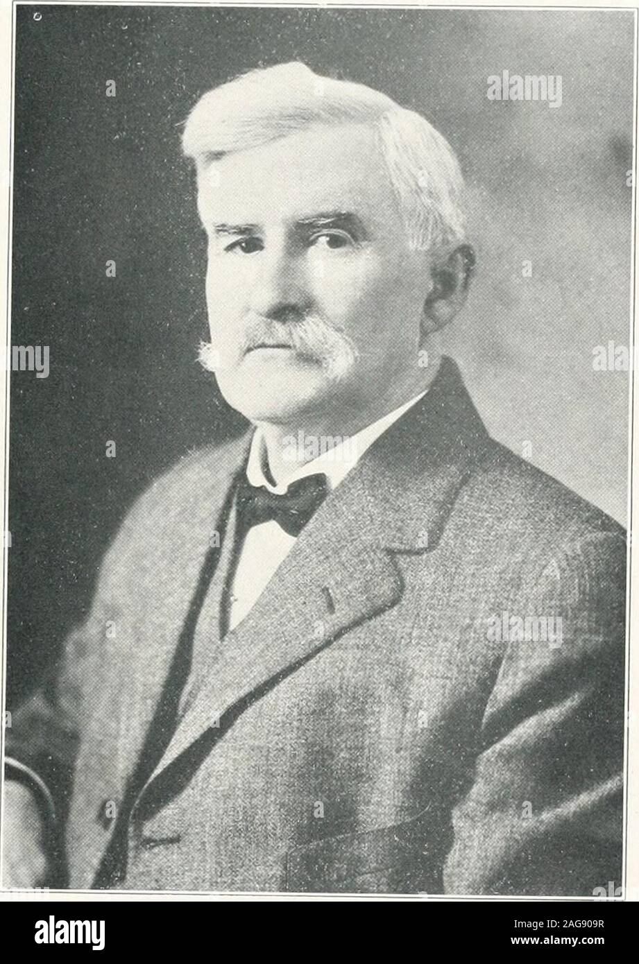 . History of Winnebago County and Hancock County, Iowa, a record of settlement, organization, progress and achievement ... he study of law in Aledo, Mercer county. He was admitted to the bar atOttawa, Illinois, Sejilcnibcr 23. 1S7S, and tor a time practiced at Aledo ami RockIsland, but in 1881 removed to Ottawa, Kansas, and was admitted to the Kansasbar November 14, 1884. On the 2d of January. 1891, he became a residentof Corwith, Hancock county. Iowa, and on the 4th of October, 1894, became amember of the Iowa bar. He has since licen admitted to practice in the federalas well as the state cou Stock Photo