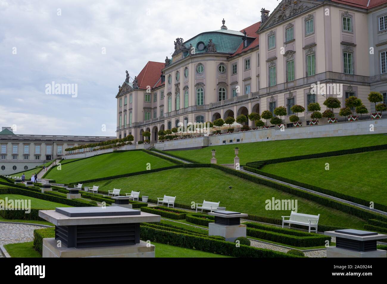 Royal Gardens at the Royal Castle in Warsaw, Poland Stock Photo Alamy