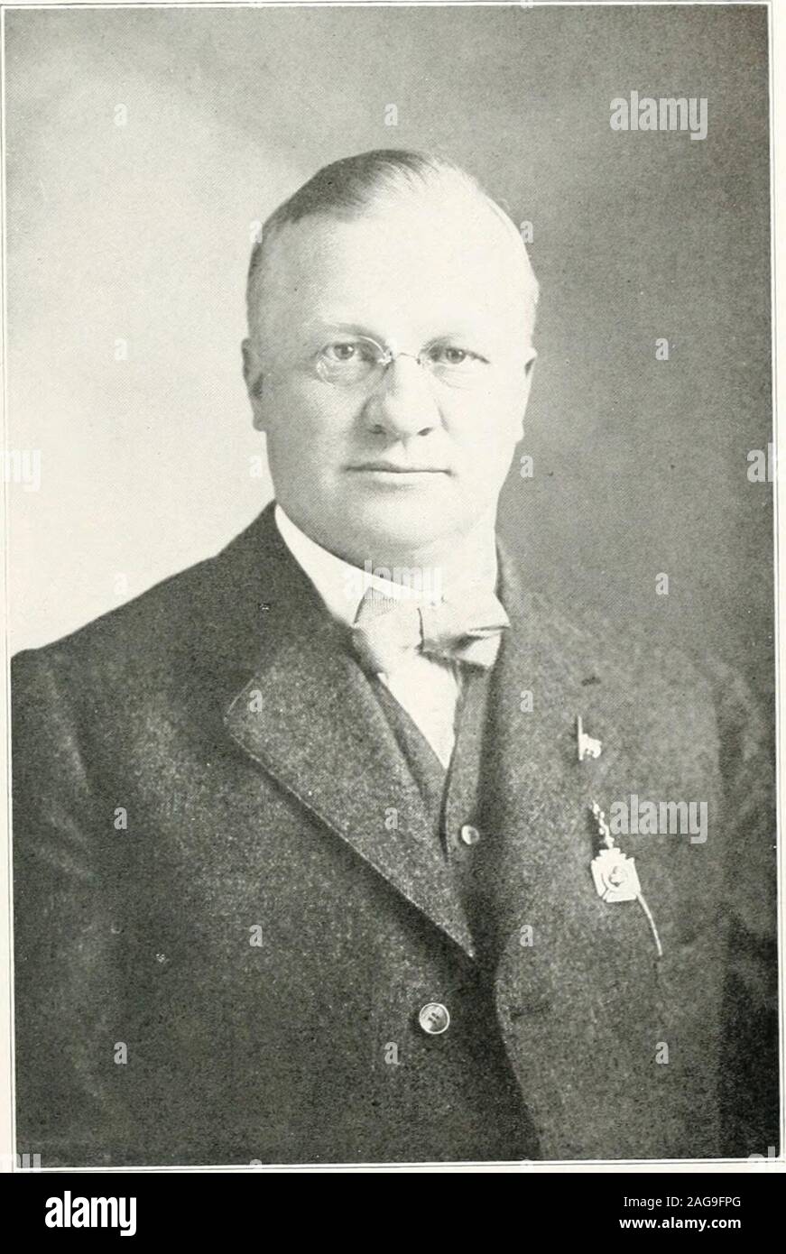 . History of Winnebago County and Hancock County, Iowa, a record of settlement, organization, progress and achievement ... ears of that period as assistant cashier. He then resigned to accept a positionwith Leavitt & Johnson, private bankers, by whom he was employed during apart of the years 1896 and 1897. He next became cashier of the State SavingsBank of Klemme, where he remained for two years, when he organized the StateSavings Bank of Kanawha, now the First National Bank. In that institution hecontinued as cashier from June 1, 1899, until July 1, 1905, when he resignedand accepted the cash Stock Photo