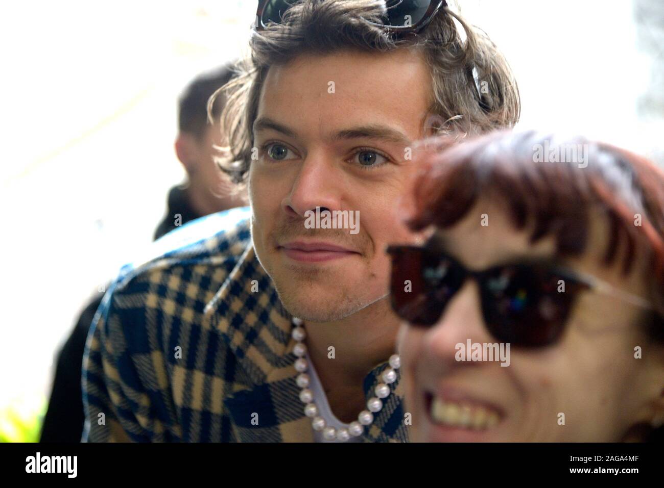 Harry Styles High Resolution Stock Photography And Images Alamy Harry Styles High Resolution Stock Photography And Images Alamy