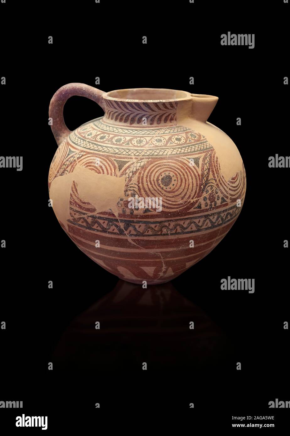 Spherical jug spiral and floral decorated. Early Cycladic I (1650-1550 BC); Phylakopi; Melos. National Archaeological Museum Athens. Cat No 5818. Blac Stock Photo