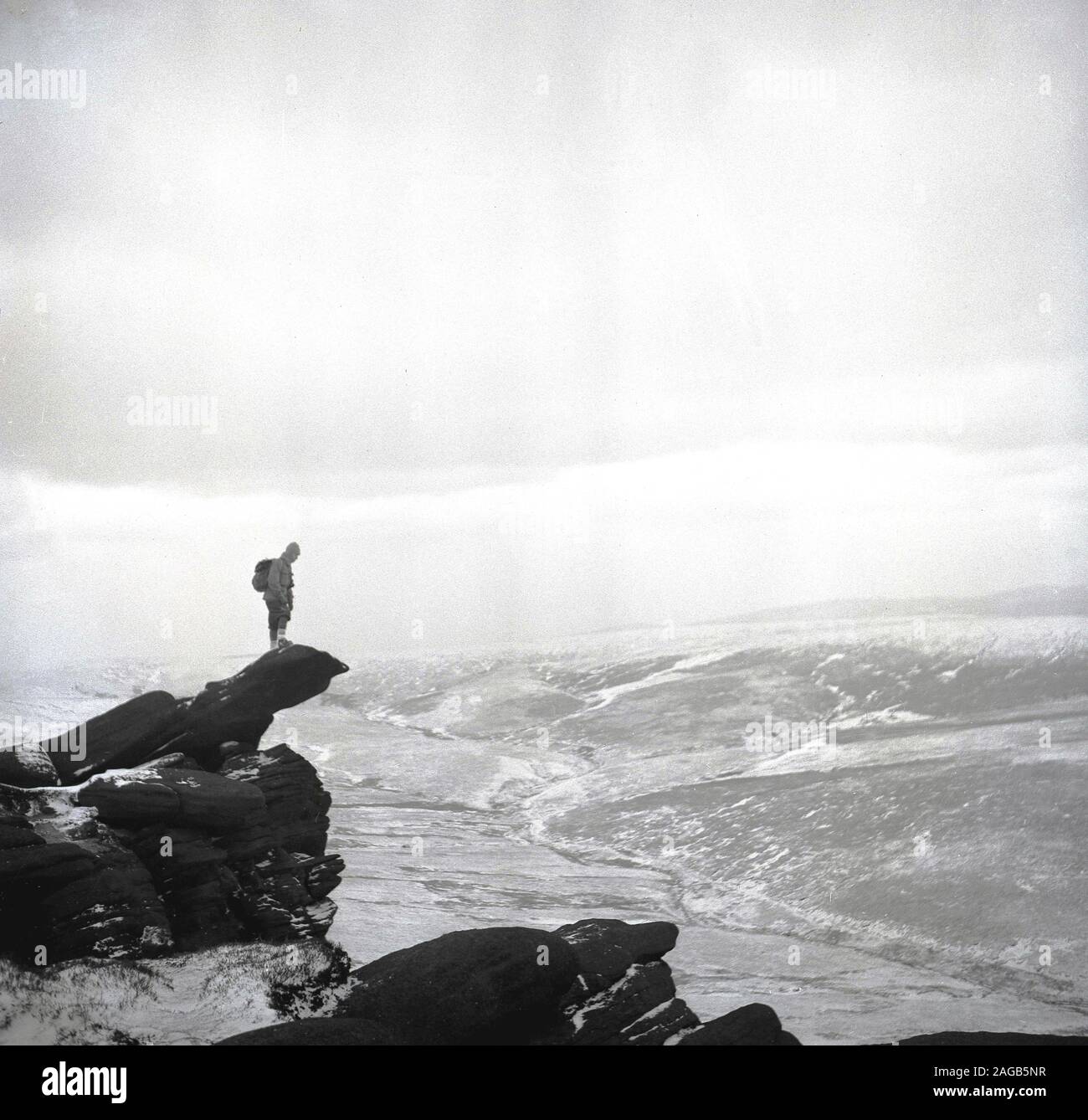 1950s hiker hi-res stock photography and images - Alamy