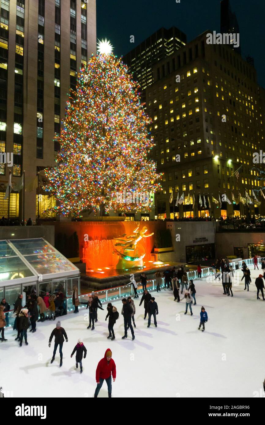 The Rockefeller Center Christmas Tree, NYC, USA Stock Photo Alamy