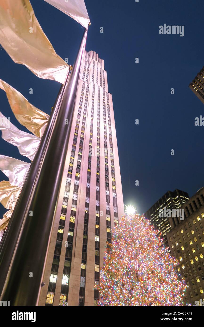 The Rockefeller Center Christmas Tree, NYC, USA Stock Photo Alamy