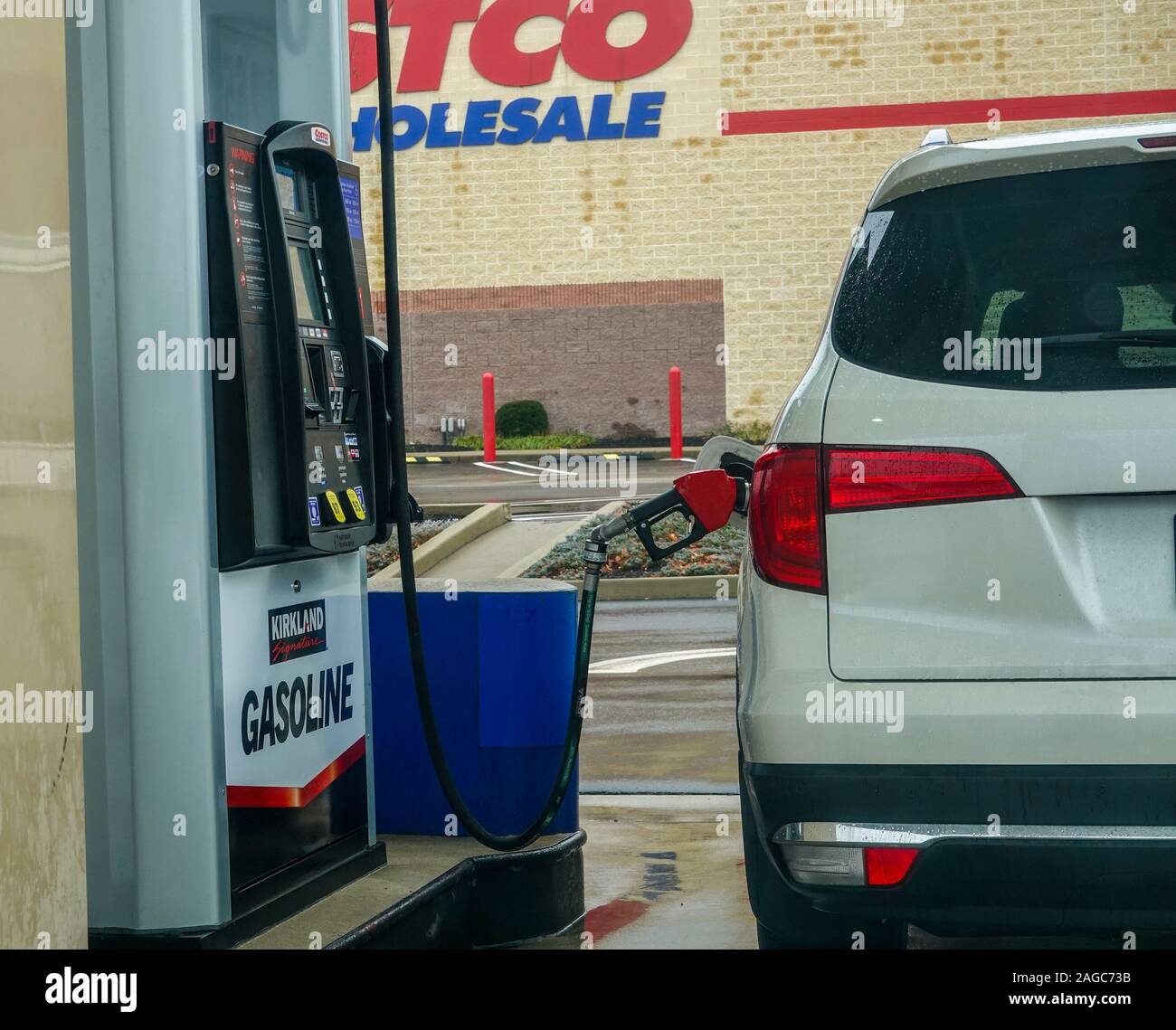 Costco gas hires stock photography and images Alamy