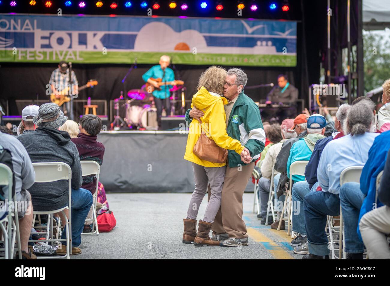 A couple dancing to the performance of Daryl Davis and Bill Kirchen at the 2019 National Folk Festival , Salisbury, Maryland, USA Stock Photo