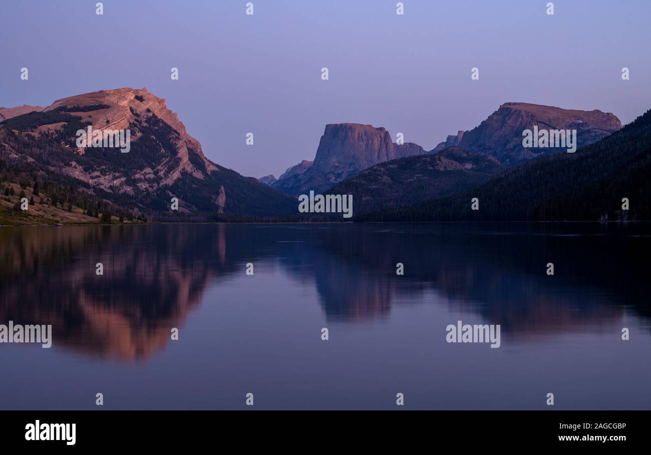 Alpenglow with Squaretop Mountain and Green River Lakes, Wind Rivers, Wyoming. Stock Photo