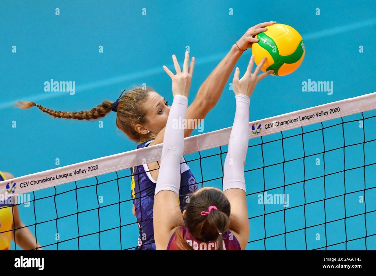 Augment Bad factor Humorous Volleyball european competition hi-res stock photography and images - Page  13 - Alamy