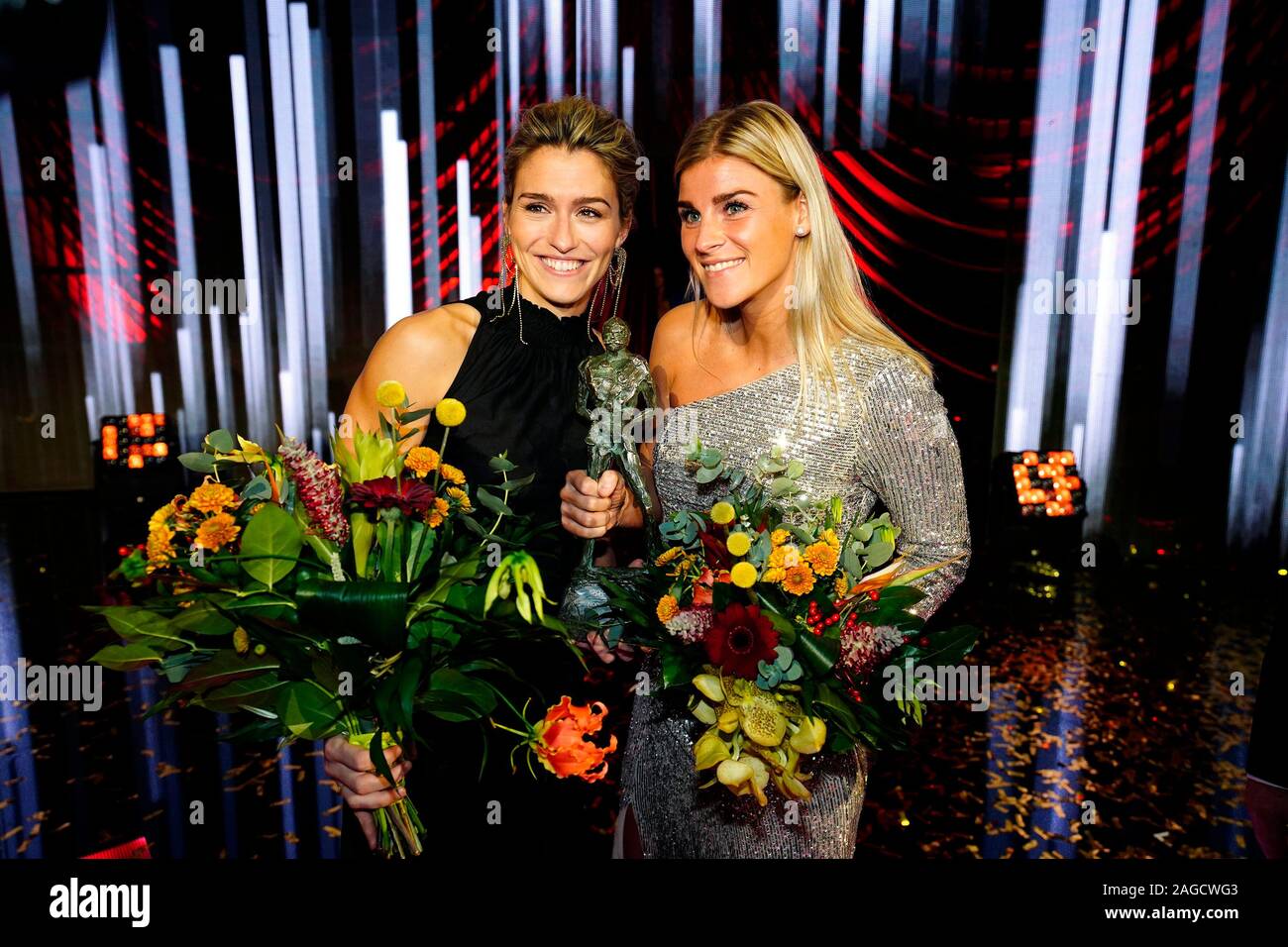 AMSTERDAM, 18-12-2019 , AFAS LIVE , NOC NSF Dutch Sport Awards . Handball women are the winner of best team of the year . Estavana Polman and Angela Malestein Stock Photo