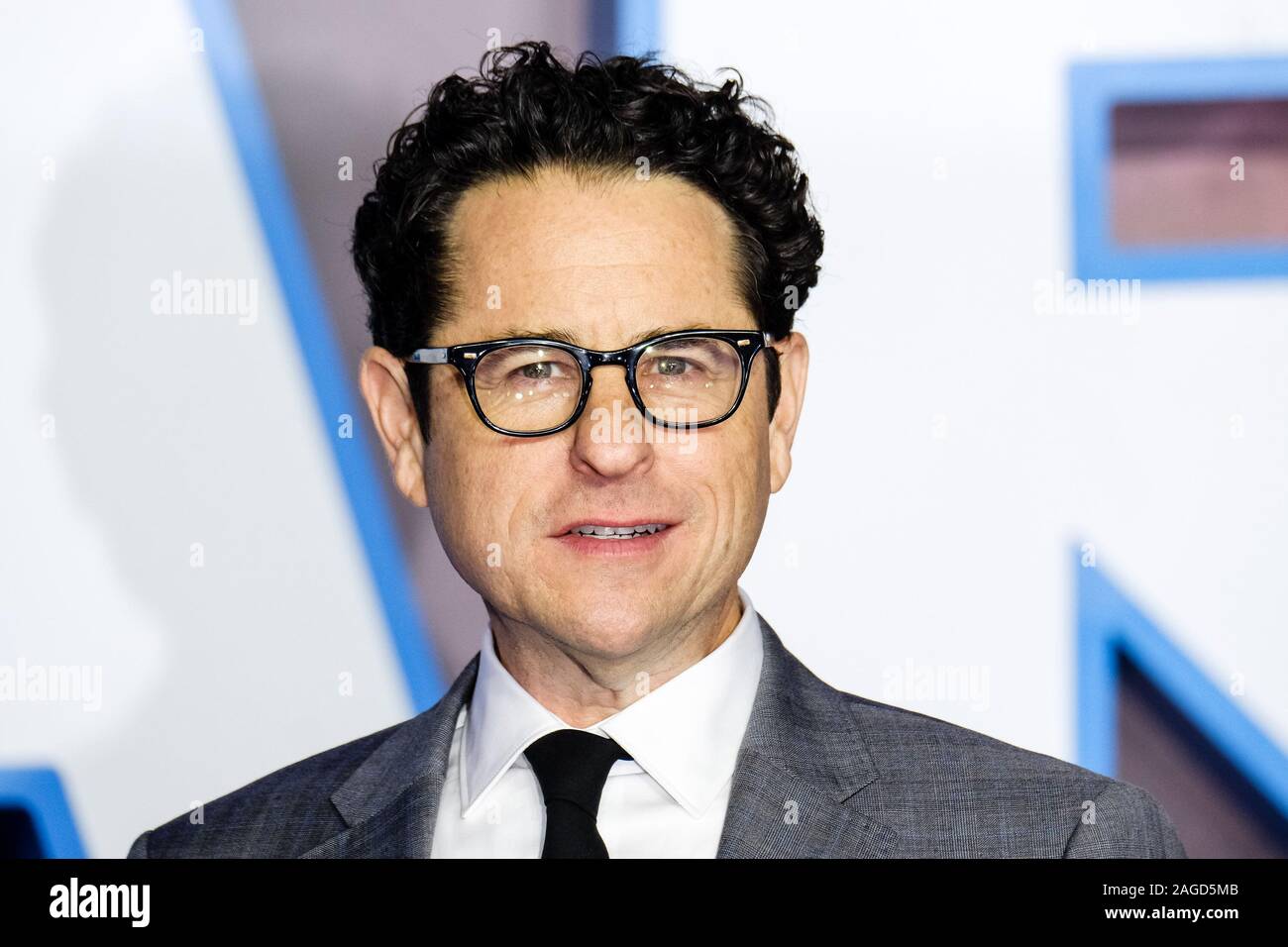Cineworld Leicester Square, London, UK. 18 December 2019.  J.J. Abrams, Director Producer poses at European Premier of Star Wars: The Rise of Skywalker. . Picture by Julie Edwards./Alamy Live News Stock Photo