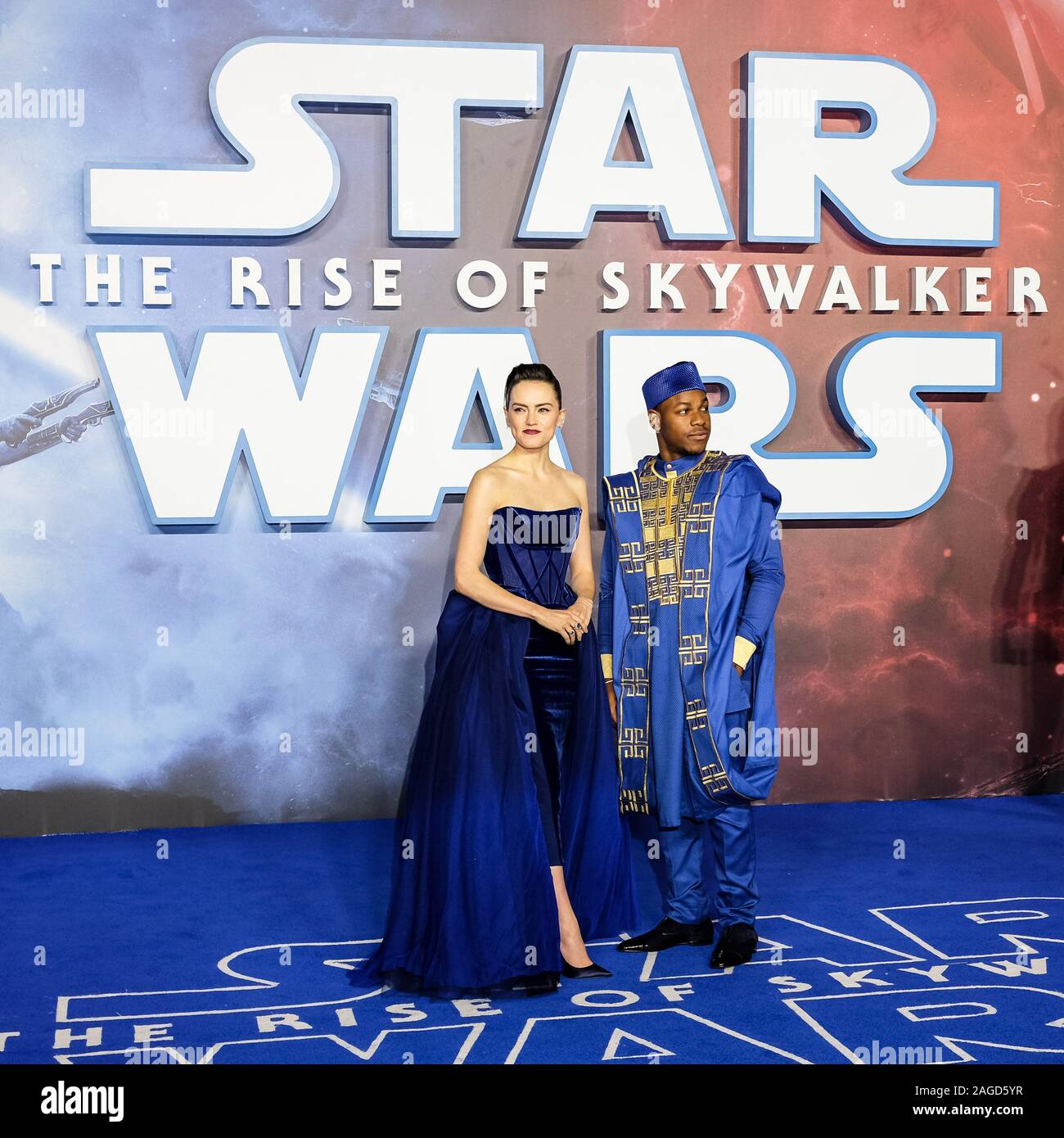 Cineworld Leicester Square, London, UK. 18 December 2019.  Daisy Ridley, John Boyega poses at European Premier of Star Wars: The Rise of Skywalker. . Picture by Julie Edwards./Alamy Live News Stock Photo