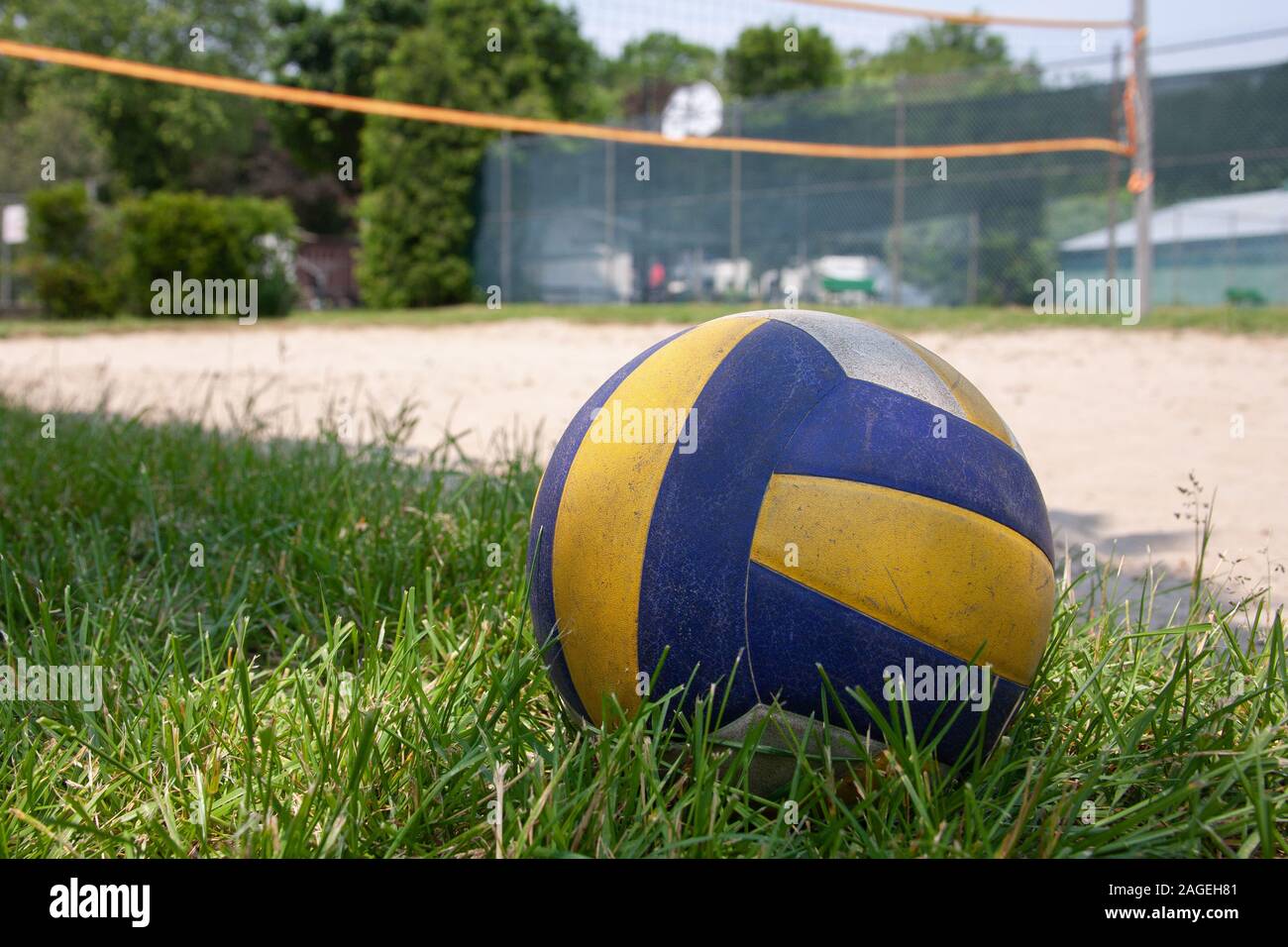 Beach volleyball ball hires stock photography and images Alamy