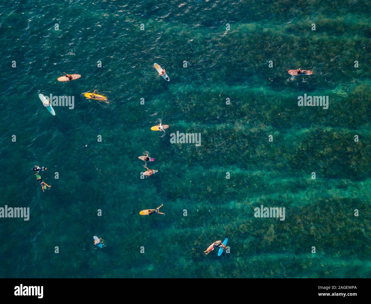 Surfer in wave underwater hires stock photography and images Alamy