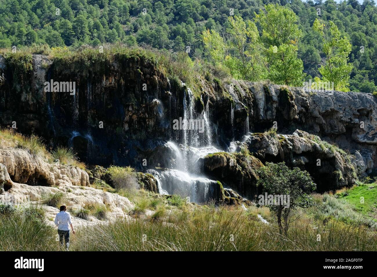 Tragacete, Spain. 04th Oct, 2019. A waterfall in the Serrania de Cuenca Natural Park with the river Jucar. Credit: Jens Kalaene/dpa-Zentralbild/ZB/dpa/Alamy Live News Stock Photo