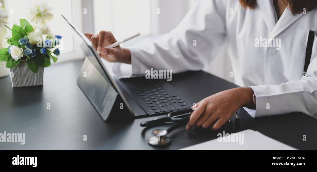 Medical charts hi-res stock photography and images - Alamy