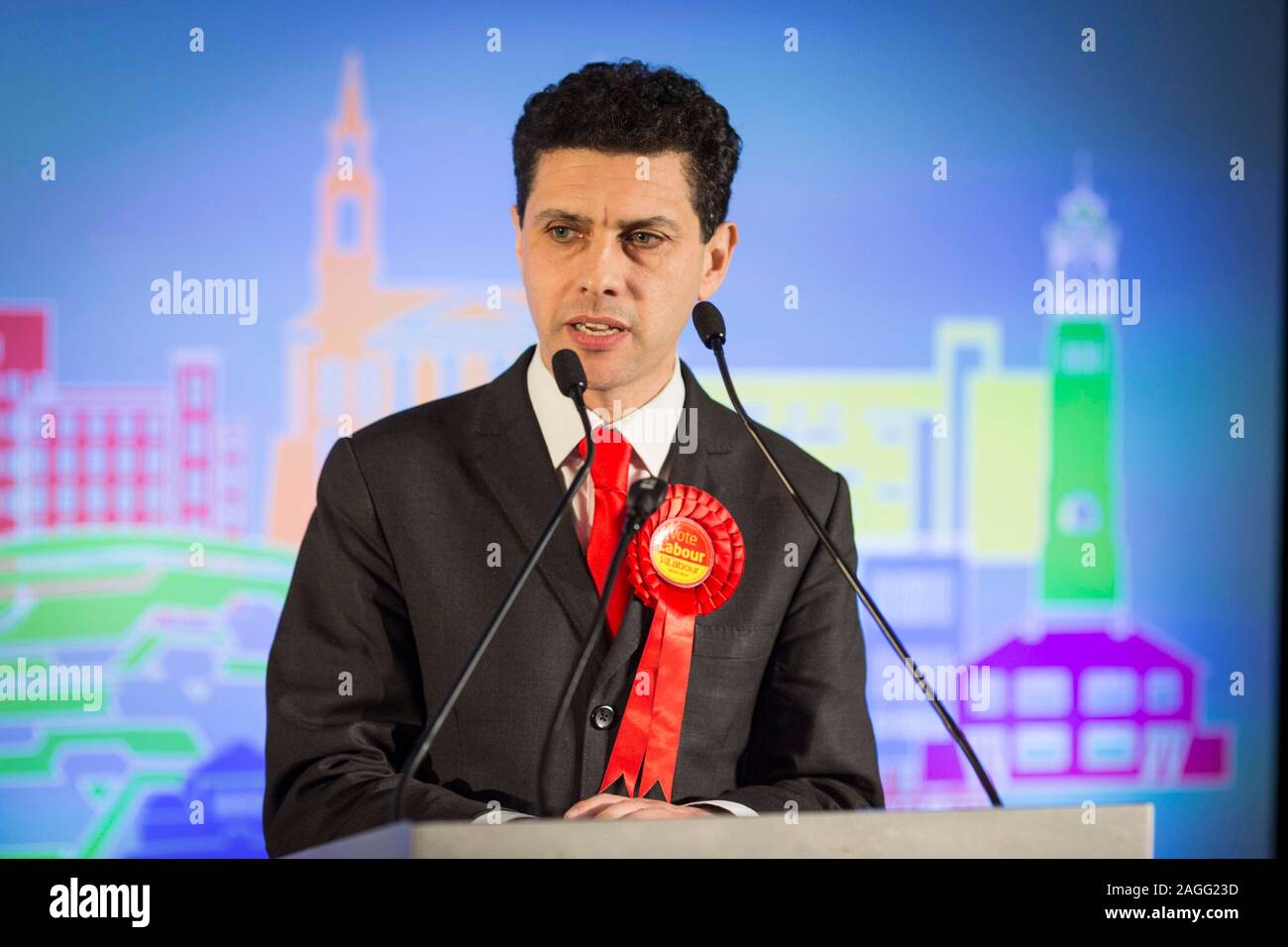 Picture by Chris Bull   13/12/19 General Election 2019 count and results at Leeds Arena. Alex Sobel , Labour   www.chrisbullphotographer.com Stock Photo