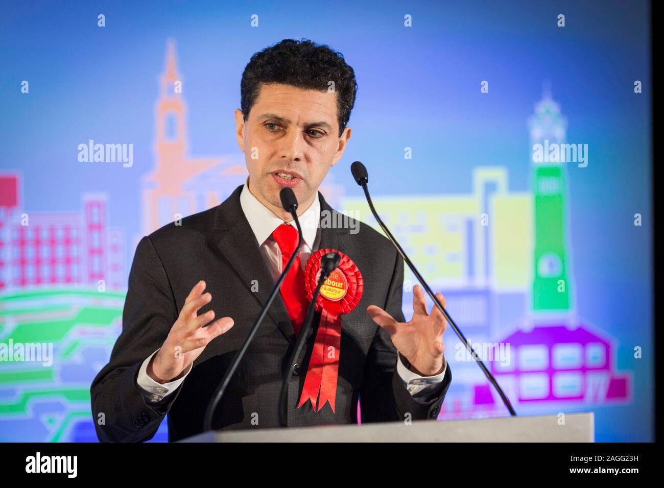 Picture by Chris Bull   13/12/19 General Election 2019 count and results at Leeds Arena. Alex Sobel , Labour   www.chrisbullphotographer.com Stock Photo