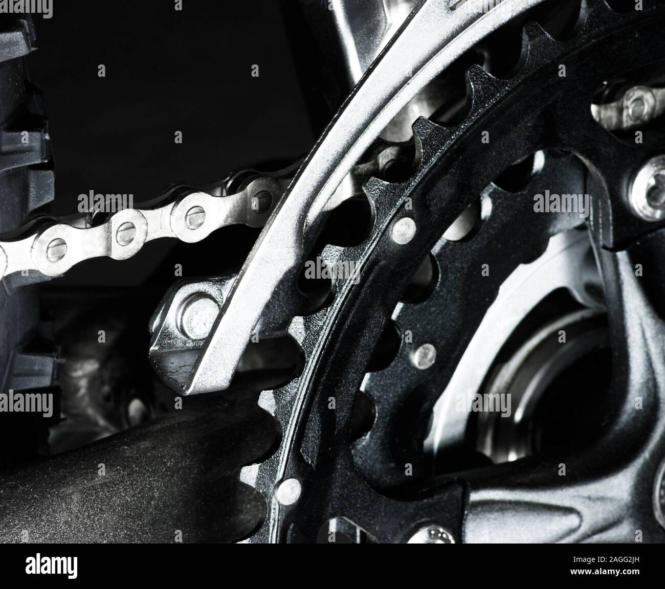 Mountain bike front derailleur, crankset and chain Stock Photo Alamy