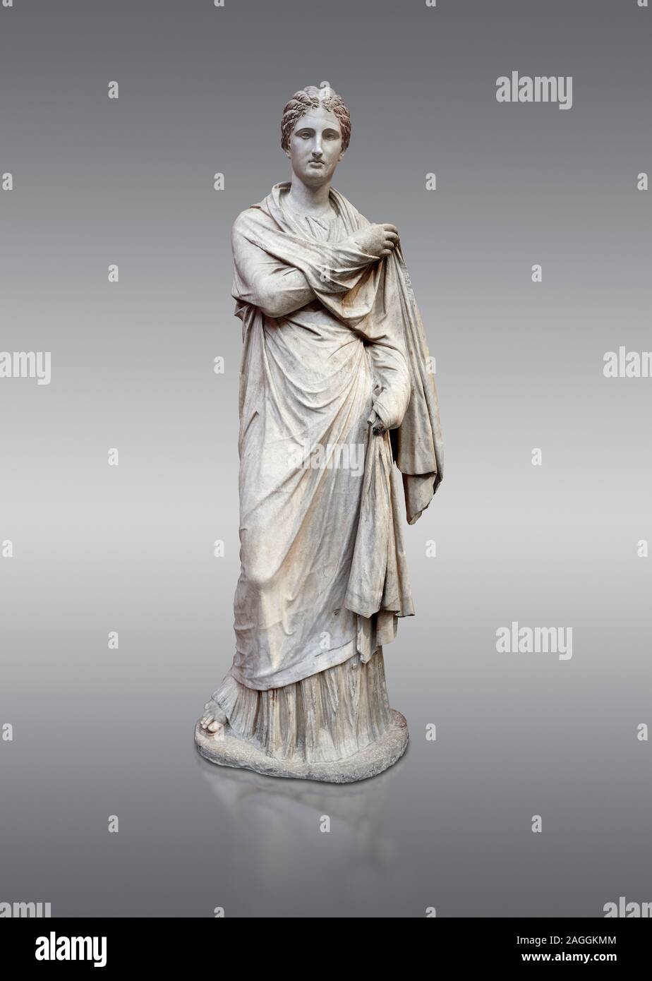 Ancient Greek funerary statue of a women, type Small Herculaneum Woman  style. From Delos circa 2nd Cent BC. Athens National Archaeological Museum.  Cat Stock Photo - Alamy