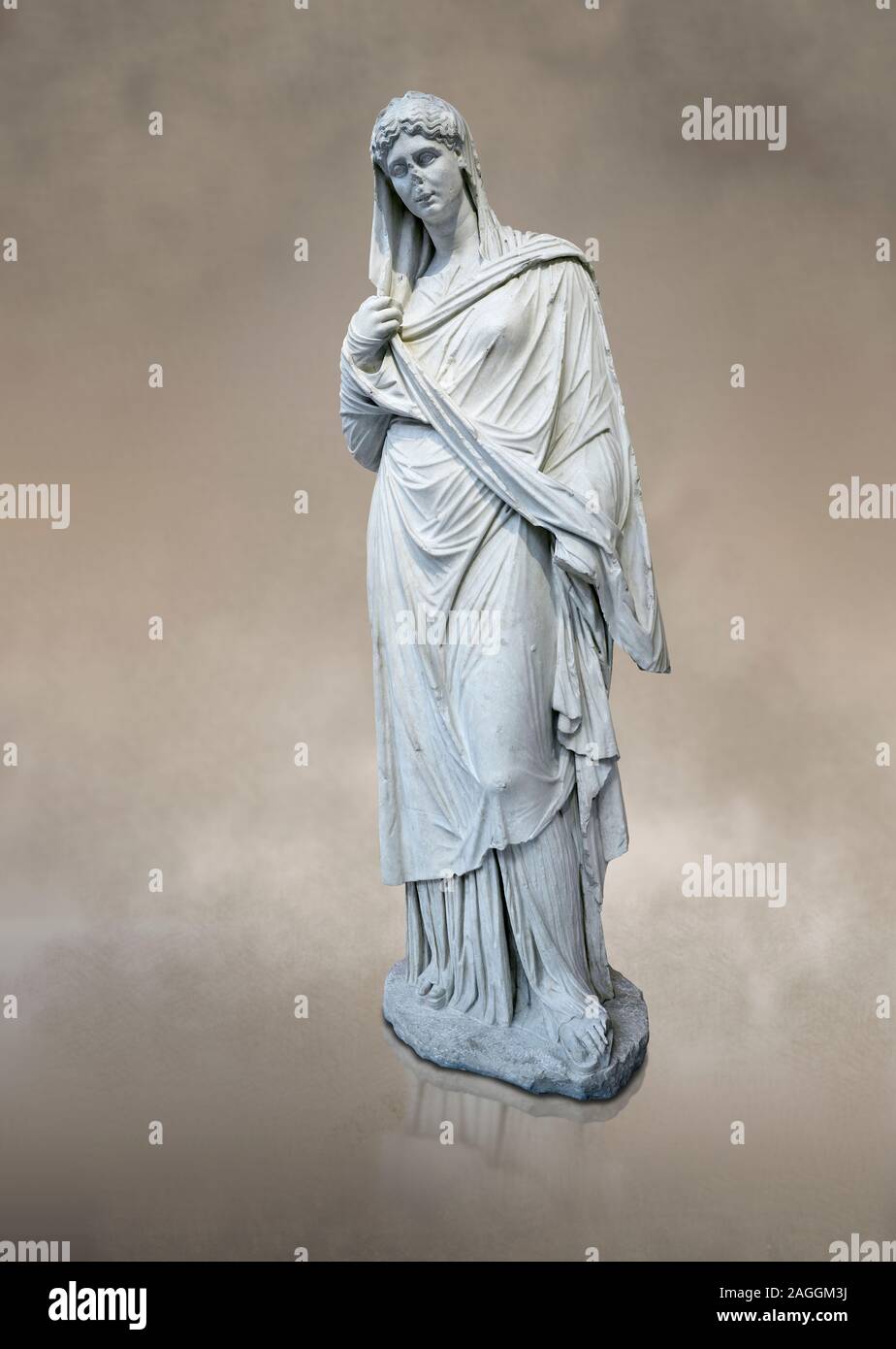 Roman funerary statue of a women in the Large Herculaneum style, Found in the cemetery of Stagiou Street, Athens, Athens Archaeological Museum, cat no Stock Photo