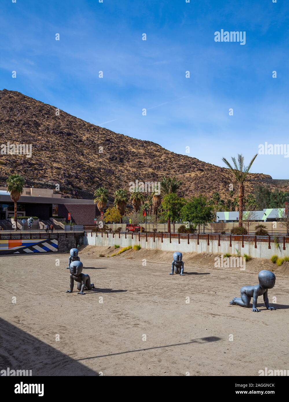 Palm springs gallery hires stock photography and images Alamy