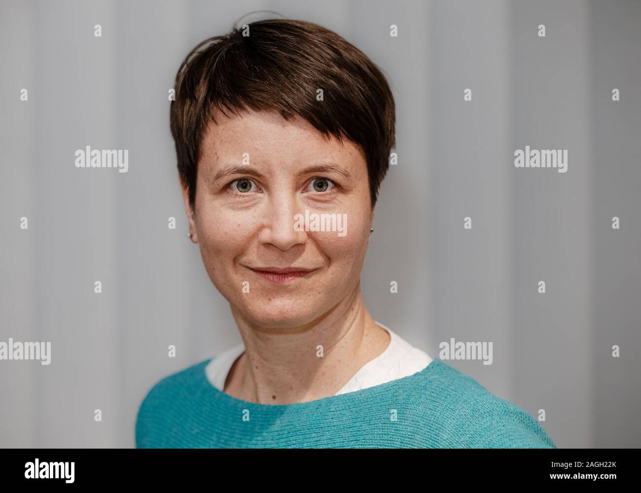 19 December 2019, Hamburg: Katja Husen (Bündnis90/DieGrünen), Managing Director of the Centre for Molecular Neurobiology Hamburg, is in her office. The 43-year-old wants to be elected district manager in Hamburg-Eimsbüttel. Photo: Markus Scholz/dpa Stock Photo