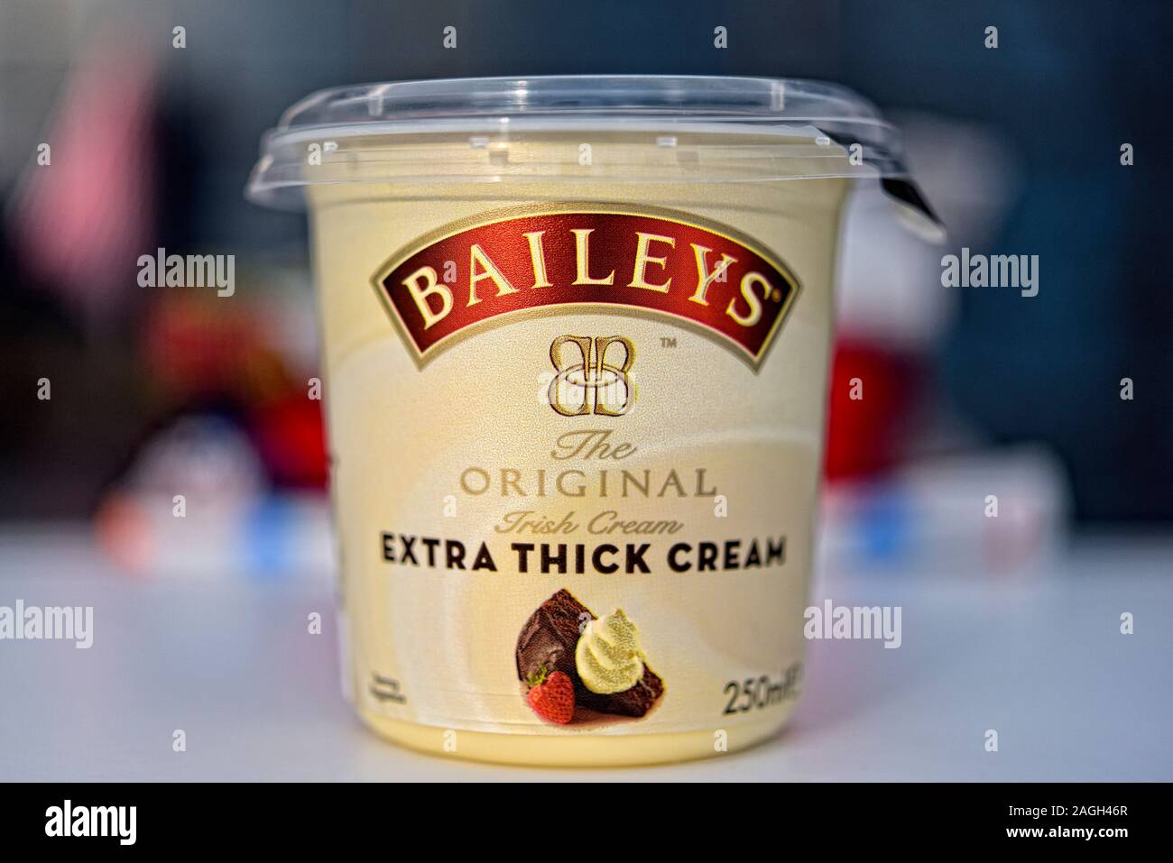 Baileys Original Irish Cream Extra Thick Cream Stock Photo Alamy