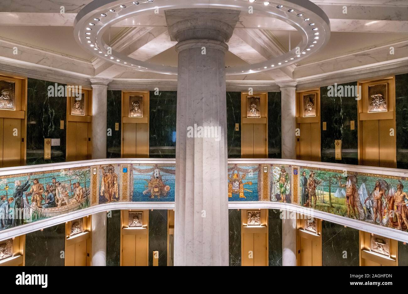 The Lobby of the Marquette Building, a historic landmark in the 'Chicago School' style, S Dearborn St, Chicago Illinois, USA. The lobby is decorated with a mosaic frieze by the Tiffany studio depicting events in the life of Jacques Marquette. Stock Photo