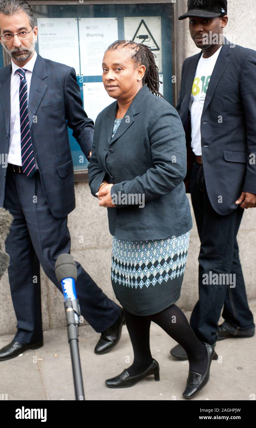 Neville and Doreen Lawrence speaking at the Old Bailey in 2012 after the sentencing of David Norris and Gary Dobson for the brutal murder of their son Stephen Lawrence killed during a racially motivated attack at a bus stop in Eltham in April 1993. Stock Photo