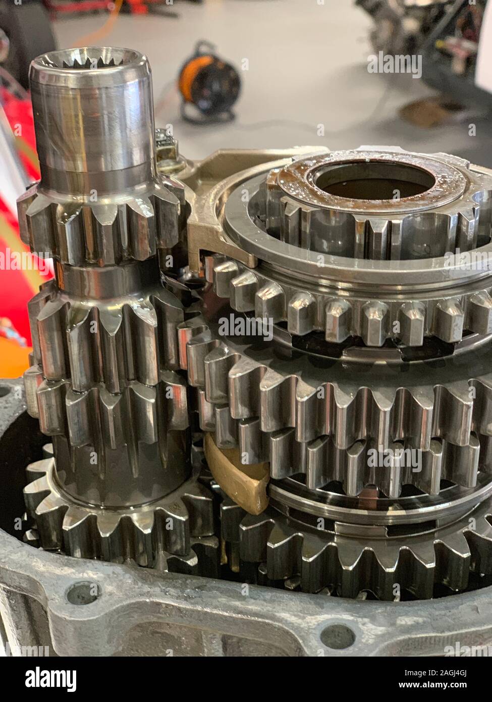 Dismantled Hewland gearbox, Gears, gearbox, cogs Stock Photo Alamy