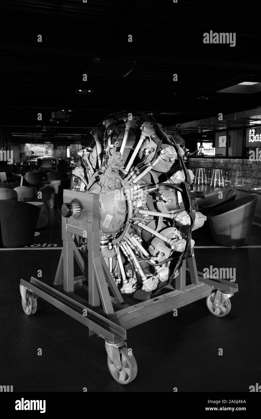 Rotary engine hires stock photography and images Alamy