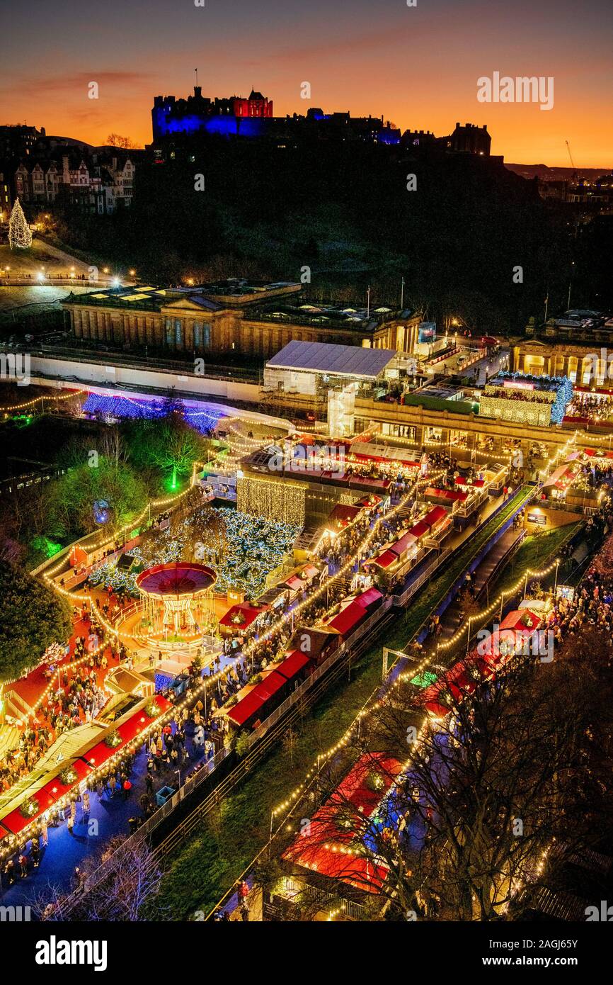 Edinburgh Christmas Market, Princes Street Gardens, Scots Monument