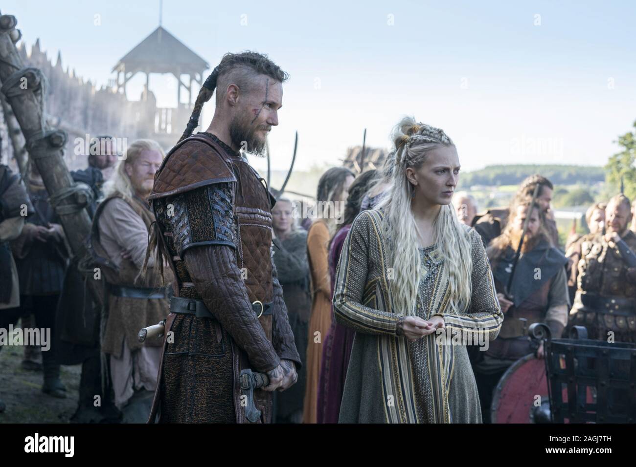 vurdere tale Vestlig Jordan Patrick Smith, Georgia Hirst, "Vikings" Season 6 (2019) Credit: A&E  Television Networks / The Hollywood Archive Stock Photo - Alamy