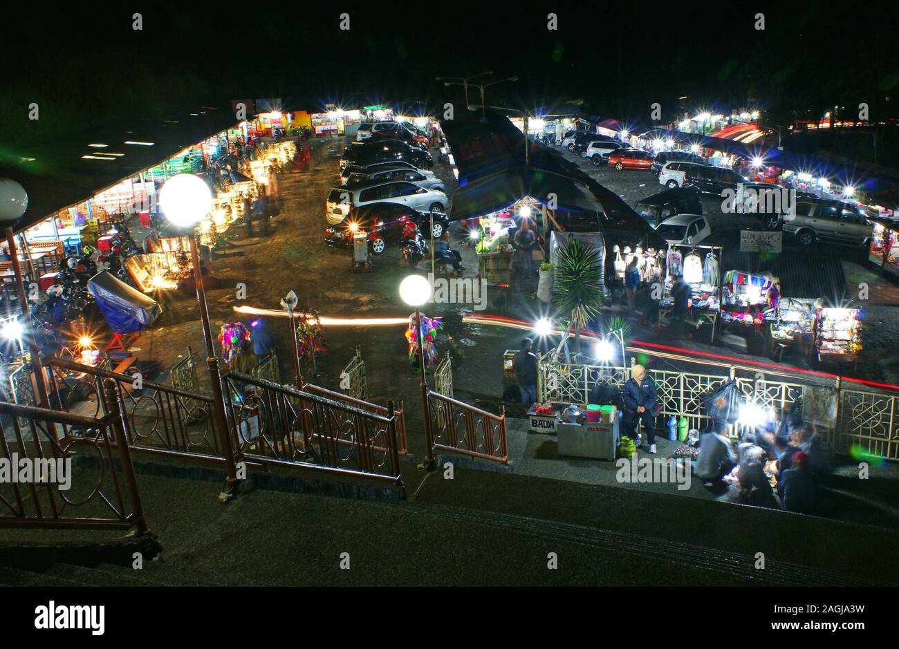 Page 2 - Puncak High Resolution Stock Photography and Images - Alamy