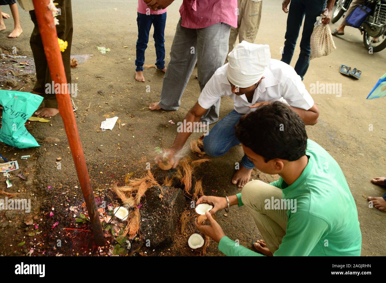 NAGPUR, MAHARASHTRA, INDIA - AUGUST 01 : People worship of Snake God in 'Nag Panchami' festival. It is traditional worship of snakes or serpents obser Stock Photo