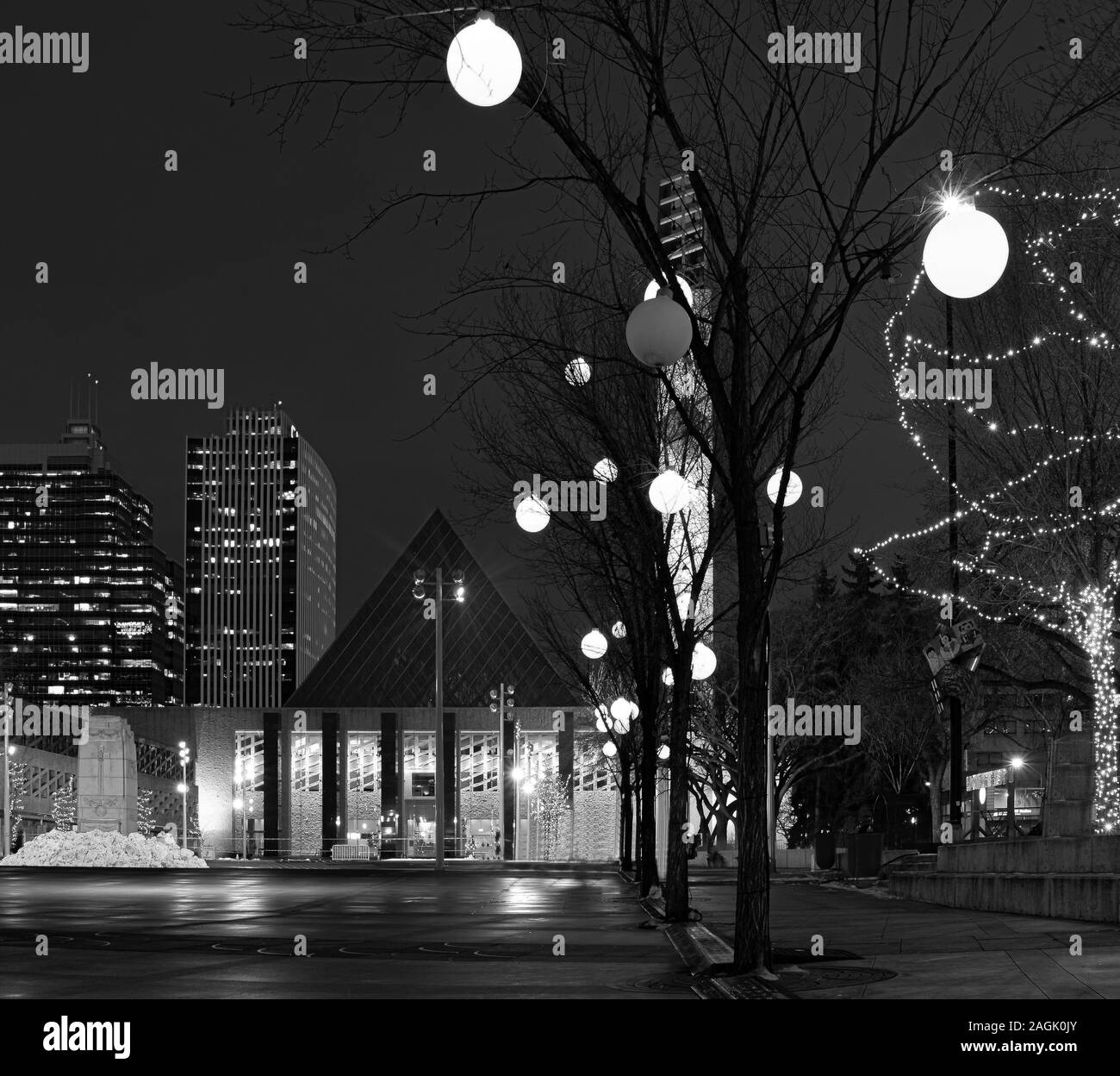 Edmonton city hall dusk hires stock photography and images Alamy